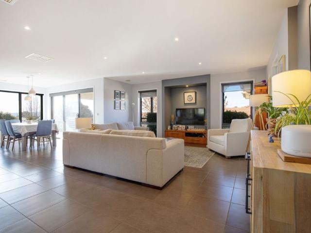56 Ballara Drive
