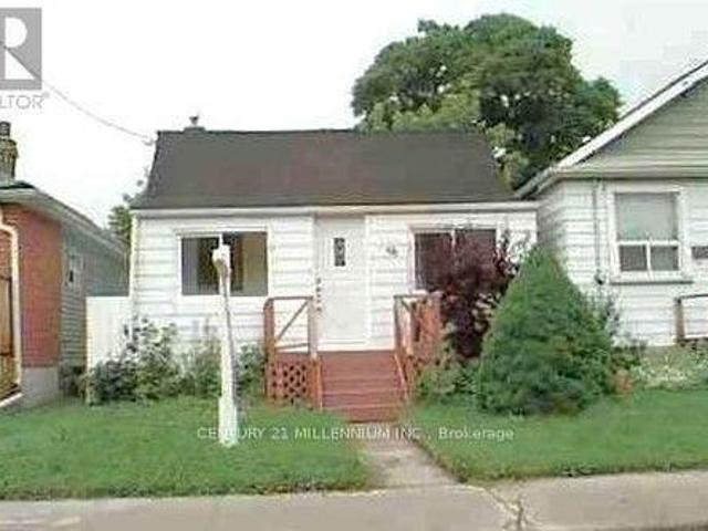 56 Beechwood Avenue, Toronto, ON, M6N 4T3 house for sale | Listing ID W13777 | Royal LePage