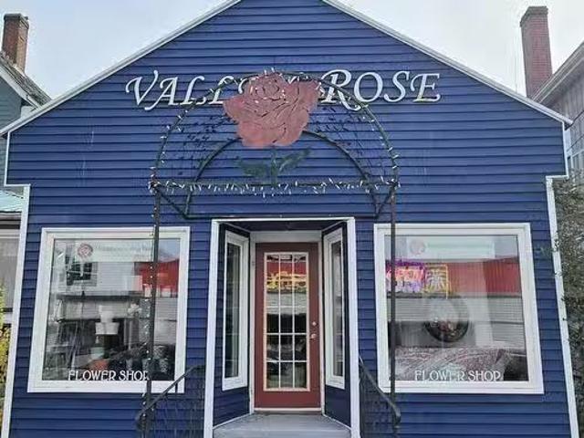 56 Commercial Street, Middleton, NS, B0S 1P0 commercial for.