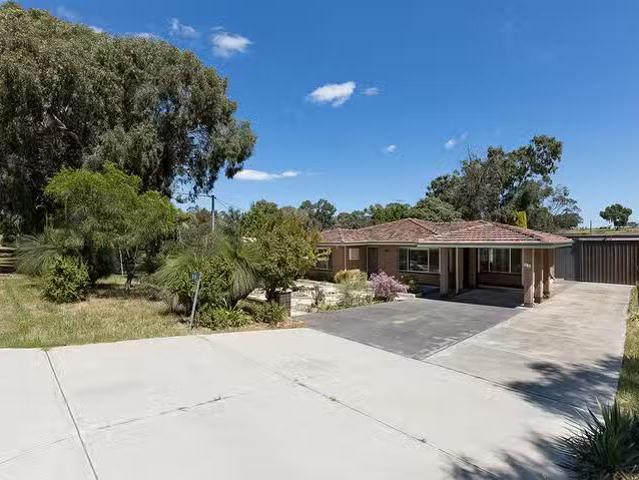 56 Collis Road, Wattleup, WA 6166
