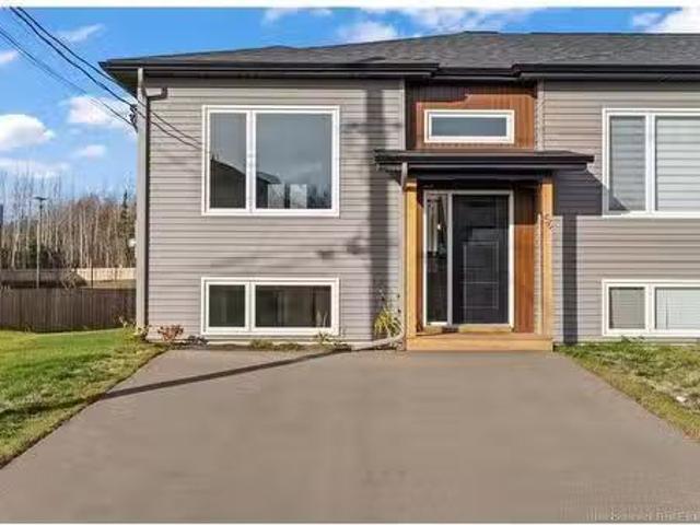 56 Delta, Dieppe, NB, E1K 0A4 house for sale Listing ID NB1.