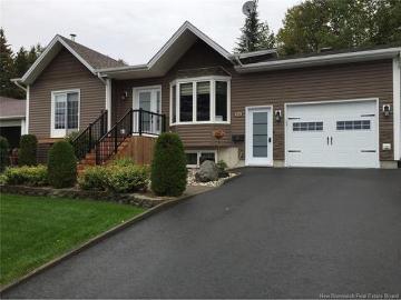 56 Des Gouverneurs St, Edmundston, NB, E3V 4H5 house for sale | Listing ID NB137157 | Royal LePage