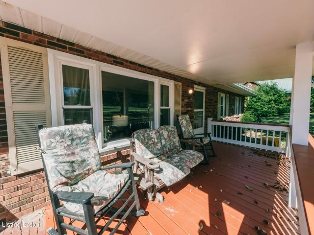 56 Drowsy Rd