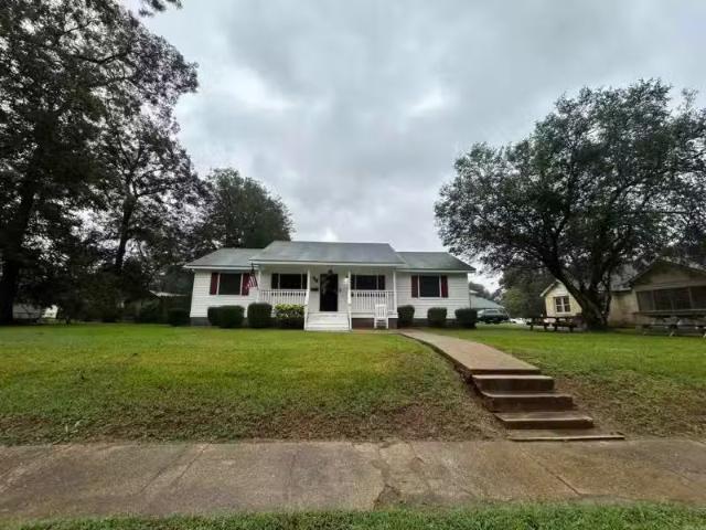 56 E MISSISSIPPI ST, MARIANNA, AR 72360