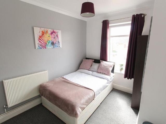 56 Foster Street, Lincoln. 1 bed in a house share to rent £515 pcm £119 pw