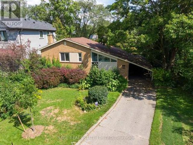 56 Grangemill Crescent, Toronto, ON, M3B 2J2 house for sale | Listing ID C13770 | Royal LePage