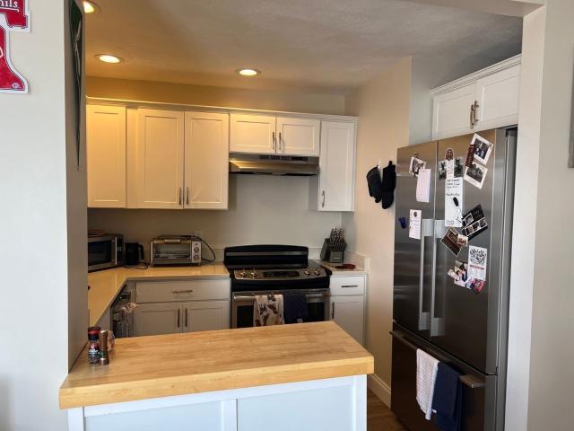 56 Humphrey Street Unit 2, Swampscott, US, MA