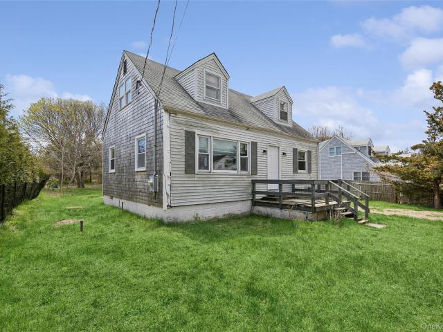 56 Inlet Road W