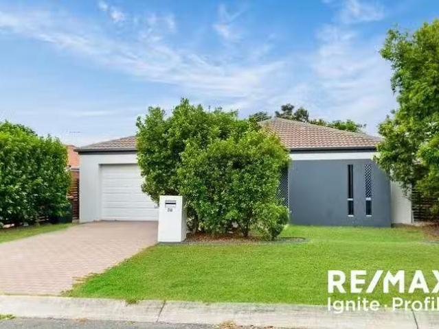 56 Kakadu Street, Parkinson, QLD 4115