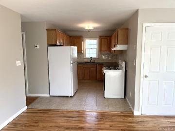 56 Linwood Rd N, Unit 2, Port Washington, NY 11050 | MLS #988063