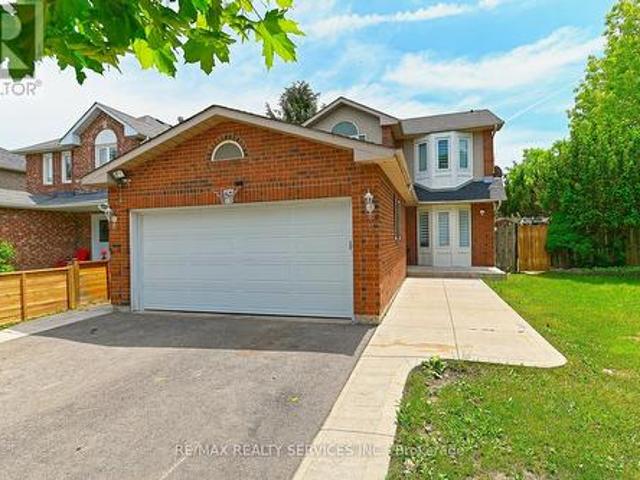 56 Mullis Crescent, Brampton, ON, L6Y 4T2 house for sale | Listing ID W13518 | Royal LePage