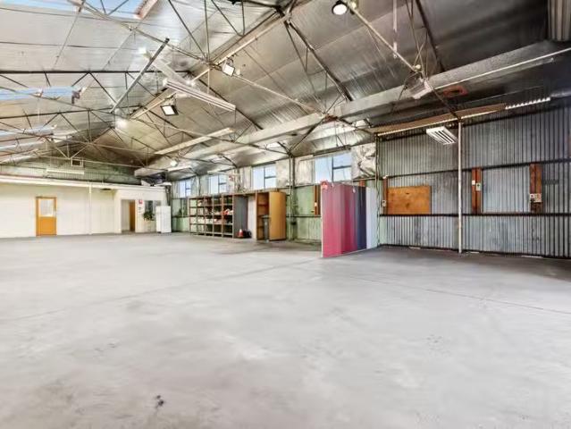 56 Paringa Avenue, SOMERTON PARK, SA 5044 Industrial/Warehou.