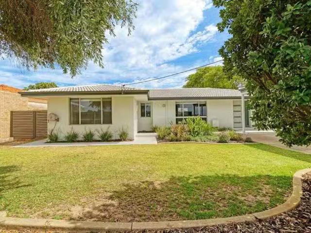 56 Rae Road, Safety Bay, WA 6169