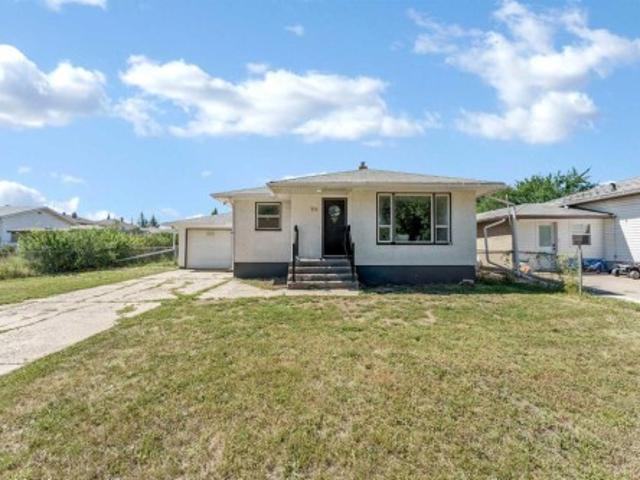 56 Robertson Way Sw, Medicine Hat, AB, T1A 5J2 house for sale | Listing ID A2340 | Royal LePage