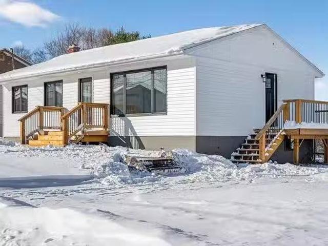 56 Stanfeild Street Sydney, Sydney, NS, B1P 3X5 house for sa.