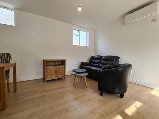 56a High Street, Somersham, Huntingdon