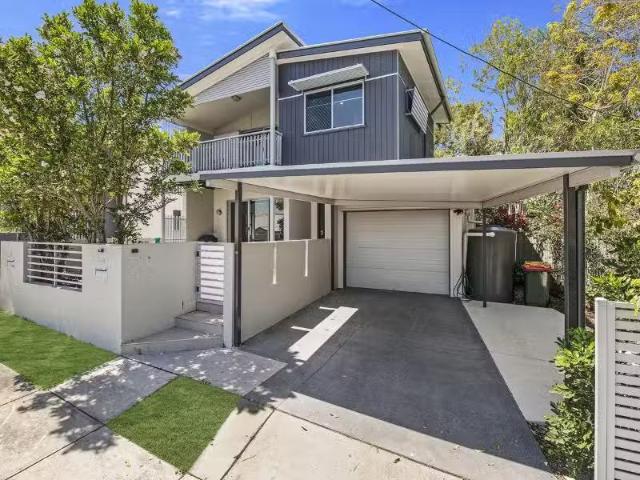 56A Tennyson Street, Norman Park House for rent Listed by Jam.