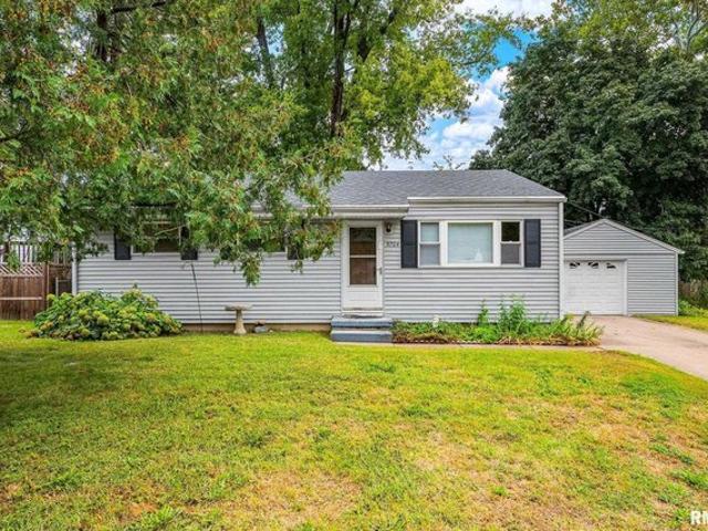 5704 N Terrace One Ct, Peoria Heights, IL 61616