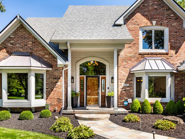 5704 E Fall Creek Parkway North Drive