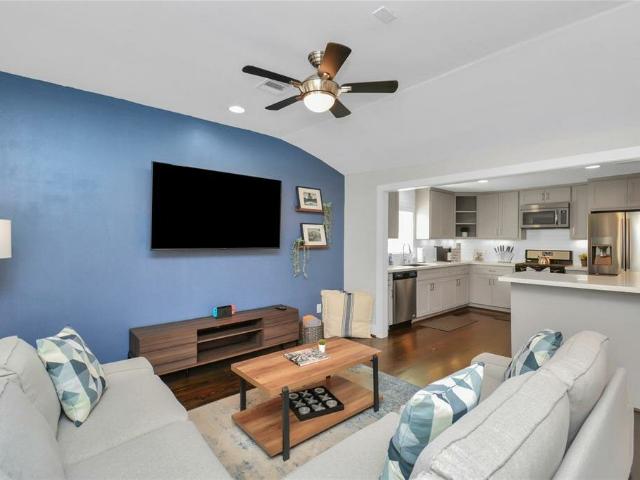 5705 Cochran Street, Houston, US, TX