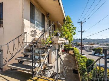 5707 Mildred St, San Diego, CA 92110 | MLS #260014