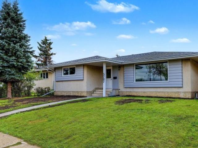 5707 90 Avenue Nw, Edmonton, AB, T6B 0P1 house for sale | Listing ID E4509 | Royal LePage