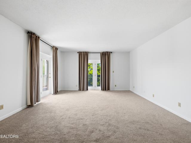5709 Lyons View Pike 1226