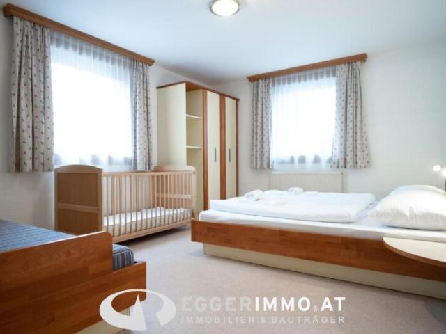 5700 Zell am See: Appartmenthaus mit Restaurant in zentraler Lage von Zell am See, 12 Parkplätze, Wachstumspotential garantiert !