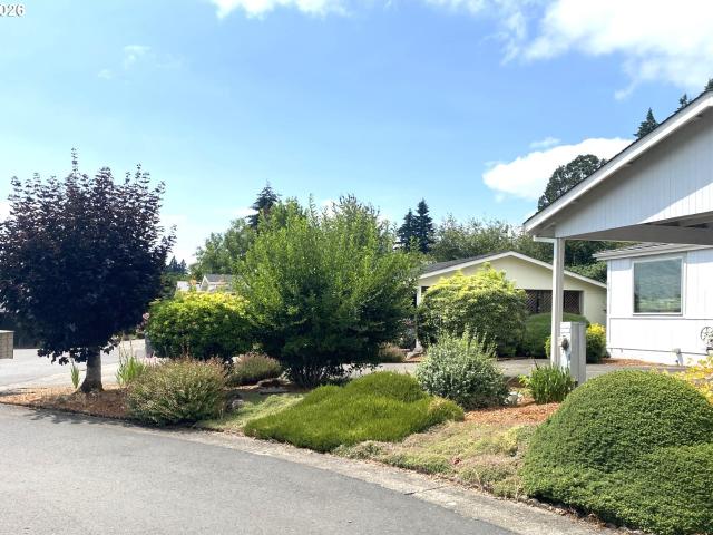 5701 ne st johns rd # 63