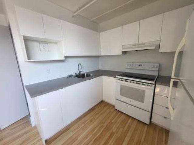 570 Charest Est Loft Apartment for Rent