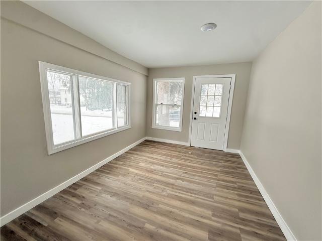 570 High St