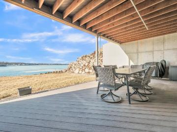570 Linden Drive # 104