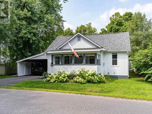 570 Pinedale Road, Gravenhurst. Muskoka S, ON, P1P 1M1 house for sale | Listing ID X13661 | Royal LePage