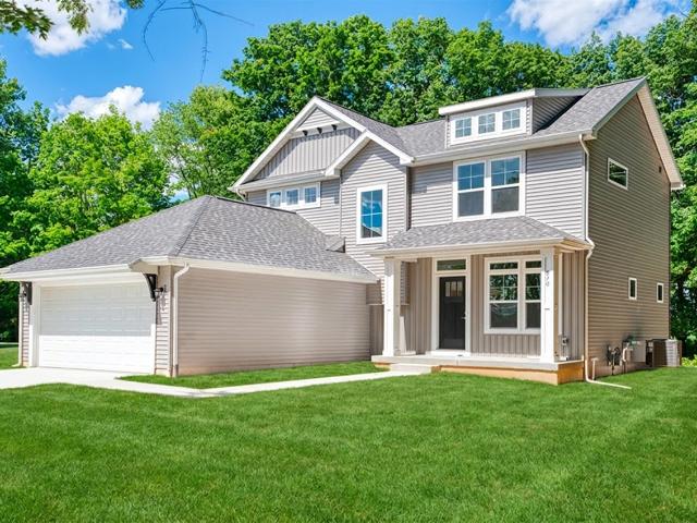 570 W Wildwood Drive