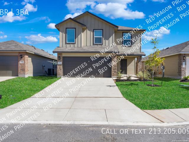 5714 Bailey Downs, 5 beds, 2 full and 1 half baths