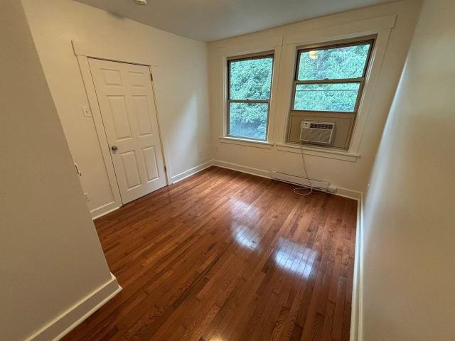 5717 Hobart St. Squirrel Hill, PA 15217 2 Bedroom Apartment for Rent at 5717 Hobart St, Pittsburgh, PA 15217 Squirrel Hill South