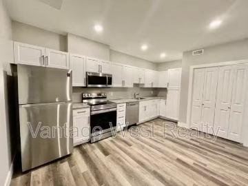 57181607 2600 Canyon Crest Lane