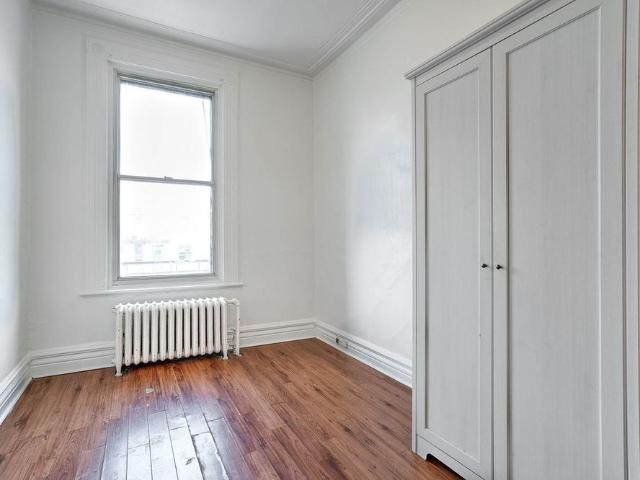 5710 Rue Waverly apartment — Montréal, QC 1 Bedroom 1 Bedroom