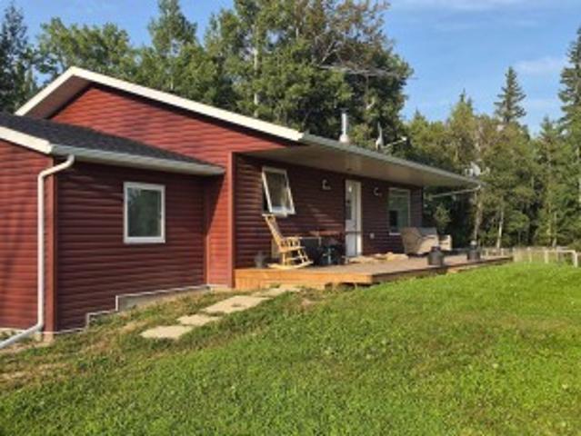 57130 Rge Rd 23, Rural Barrhead County, AB, T0E 1A0 house for sale | Listing ID E4506 | Royal LePage