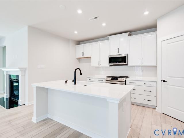 5713 Kayak Cove Court