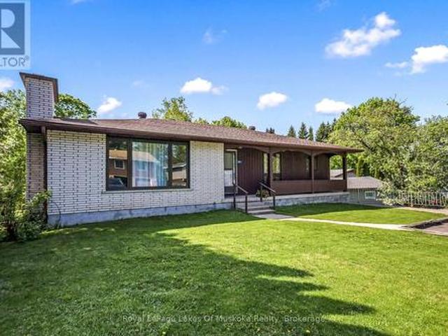 571 David Street E, Gravenhurst. Muskoka S, ON, P1P 1M1 house for sale | Listing ID X13483 | Royal LePage