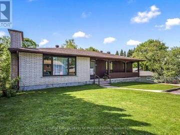 571 David Street E, Gravenhurst. Muskoka S, ON, P1P 1M1 house for sale | Listing ID X13483 | Royal LePage