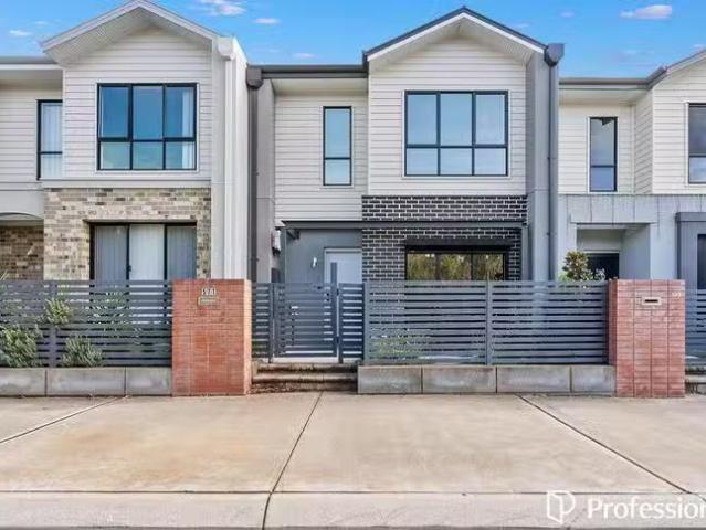571 Farrall Road, Midvale, WA 6056