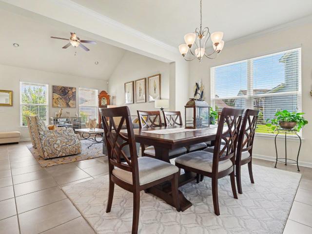 571 Majorca Loop