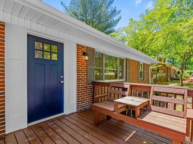 5725 Stanleyville Drive