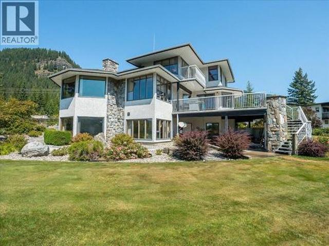 5725 Taghum Frontage Road, Taghum, BC, V1L 6X9 Luxury House for sale | Listing ID 10396 | Royal LePage Carriage Trade Luxury Properties