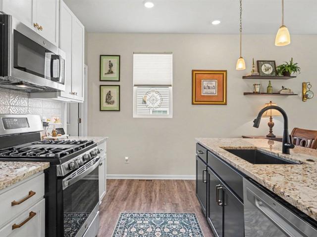 5725 Trail Side Lane