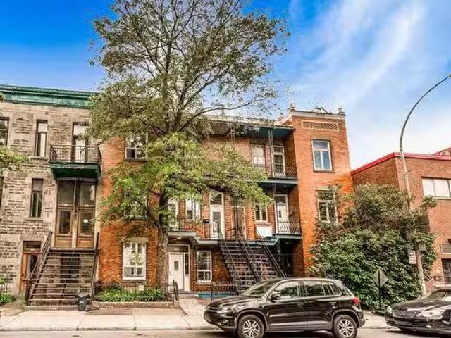5726 Rue St Urbain, Montréal Le Plateau Mont Royal, QC, H2T.