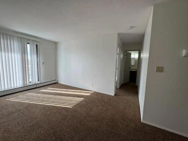 5726 57 Ave — 206