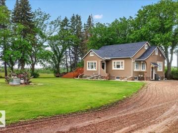 572004 Highway 857, Rural Two Hills County, AB, T0B 4R0 house for sale | Listing ID E4492 | Royal LePage